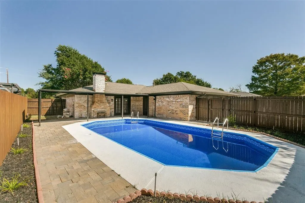 2704 Parkhaven Drive