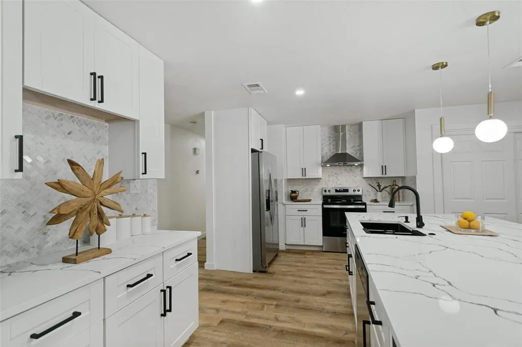 2704 Parkhaven Drive