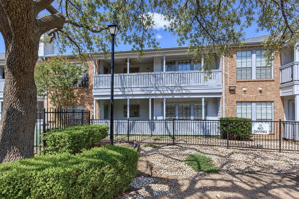 3101 Townbluff Drive #1013