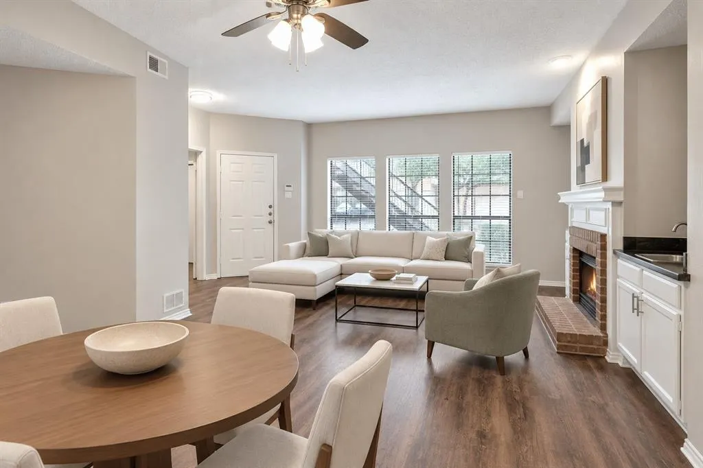 3101 Townbluff Drive #1013