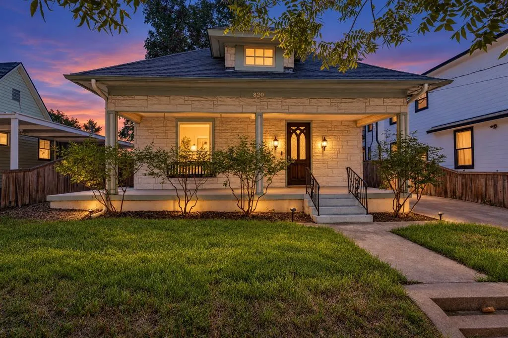820 W Eigth Street