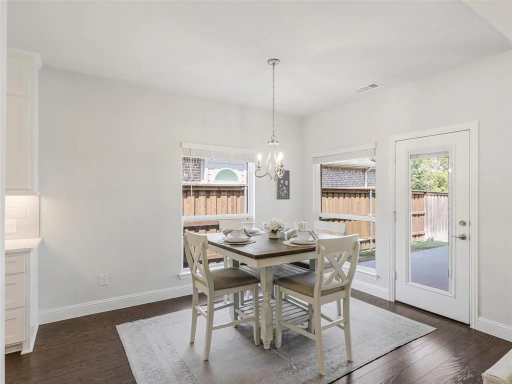 3616 Bennett Trail