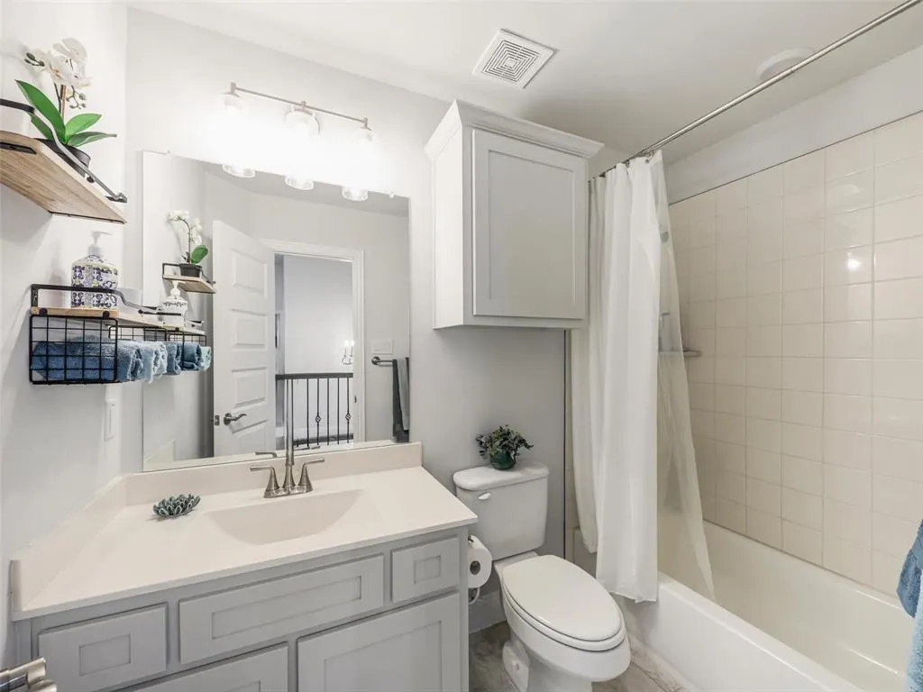 3616 Bennett Trail