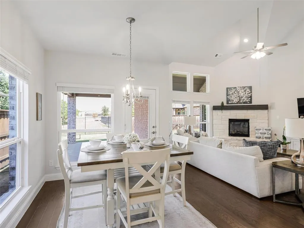 3616 Bennett Trail
