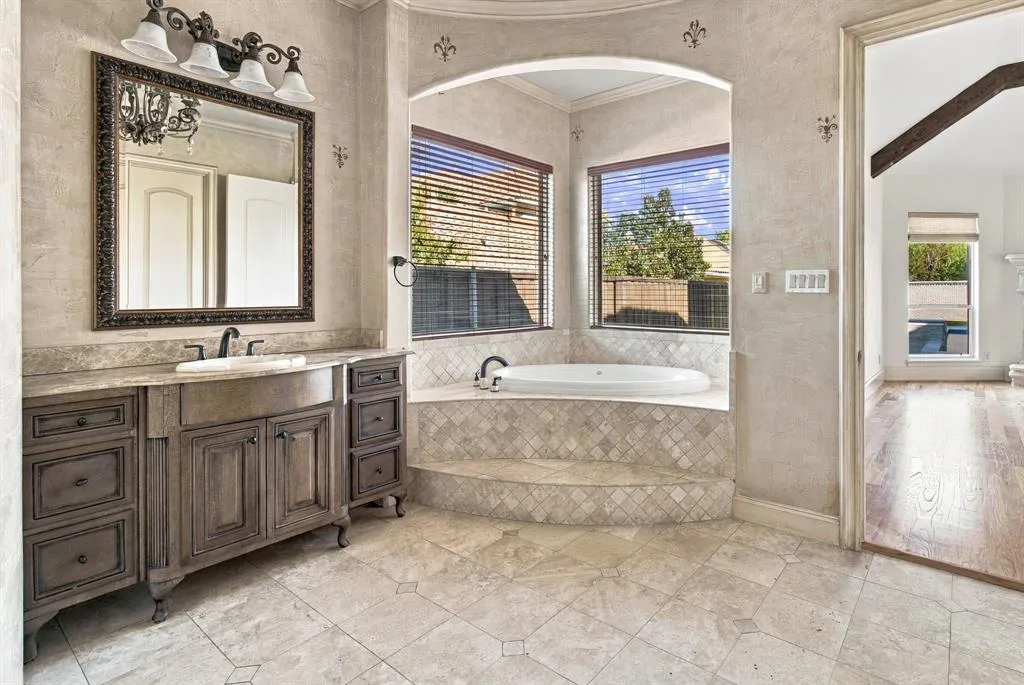 6649 Canyon Oaks Circle