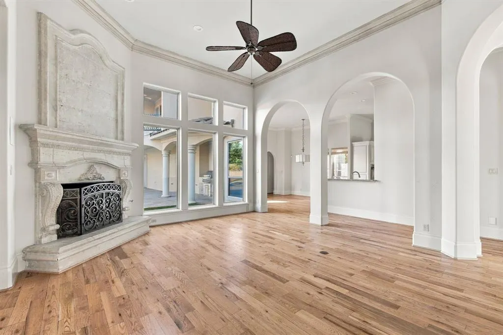 6649 Canyon Oaks Circle