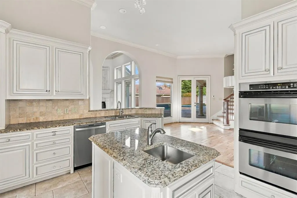 6649 Canyon Oaks Circle