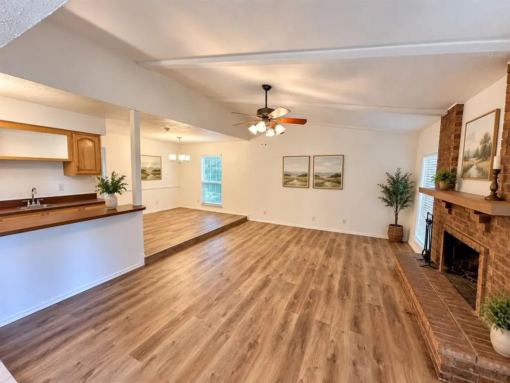 1101 Lombardy Drive