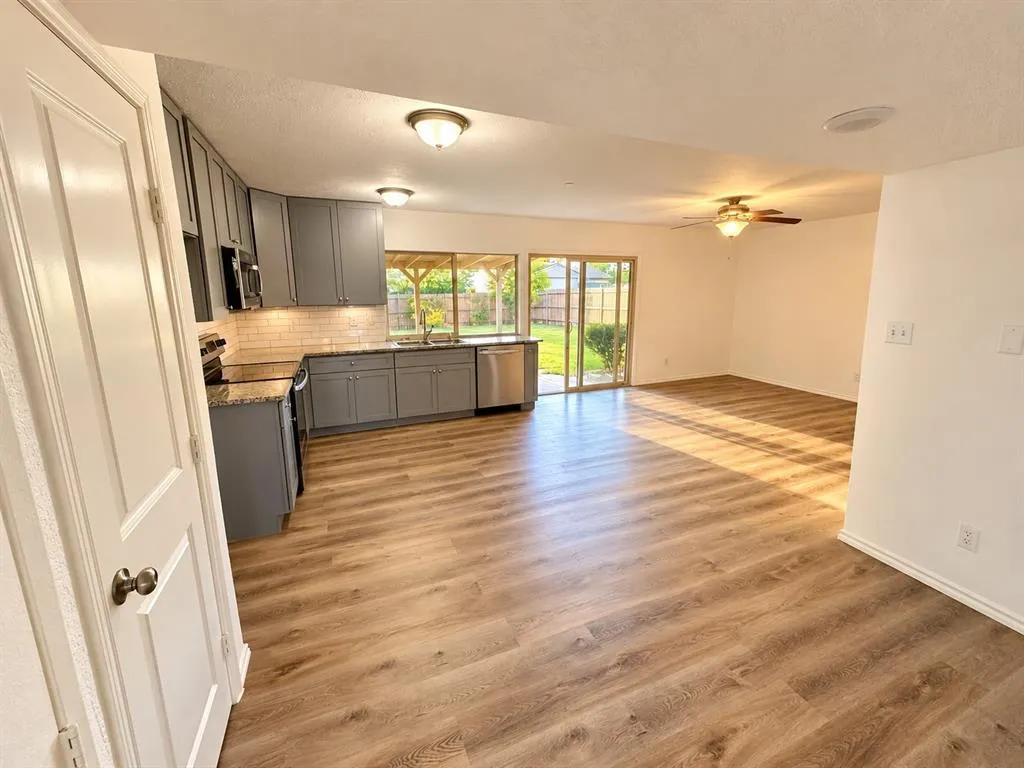 1101 Lombardy Drive