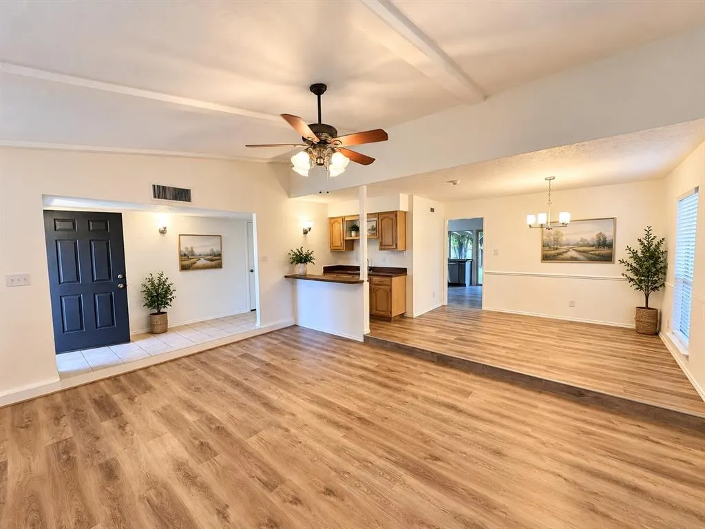 1101 Lombardy Drive