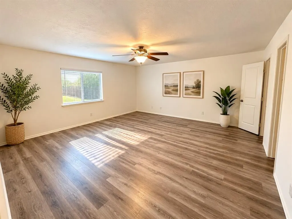 1101 Lombardy Drive