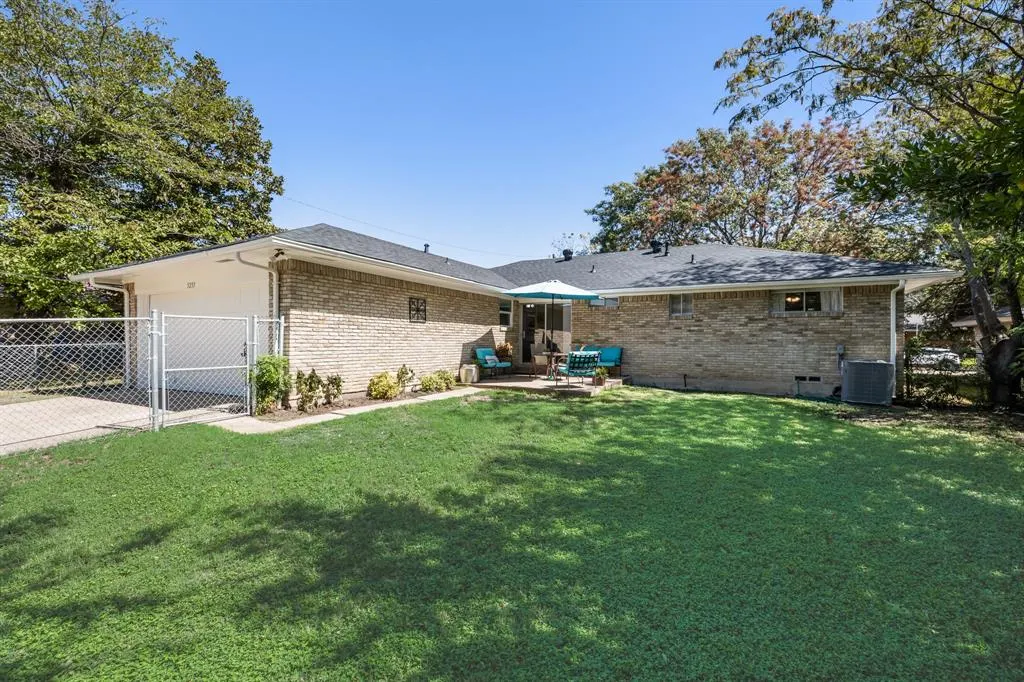 5235 Dazzle Drive