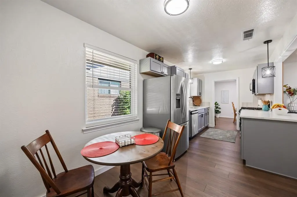 5235 Dazzle Drive