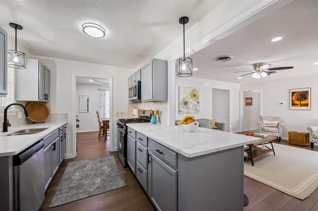 5235 Dazzle Drive
