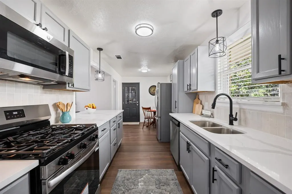 5235 Dazzle Drive