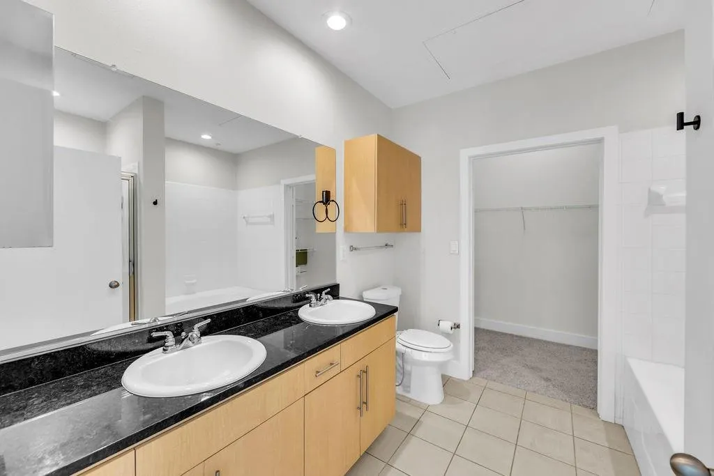 4605 Cedar Springs Road #327