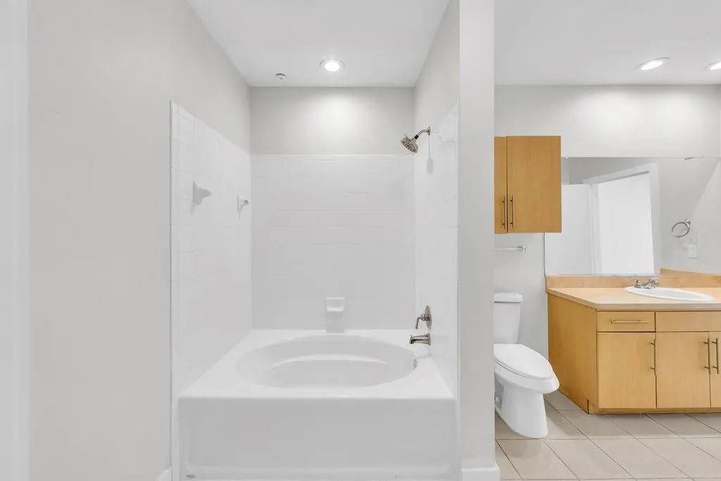 4605 Cedar Springs Road #327