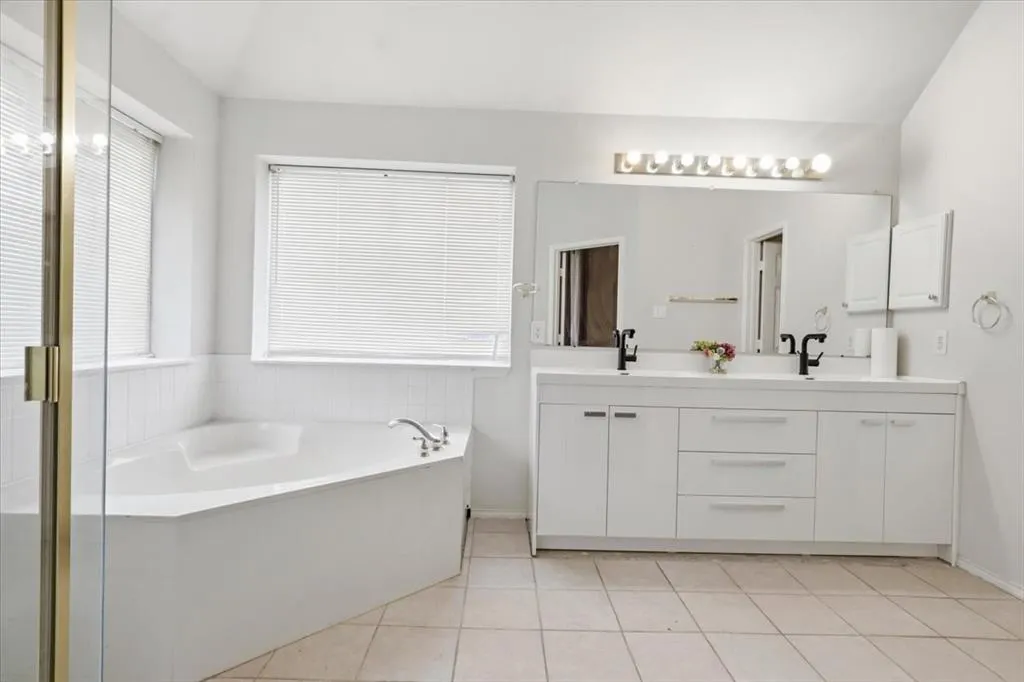 3404 Bluegrass Drive