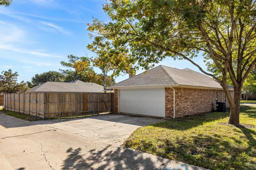 2101 Covered Wagon Drive