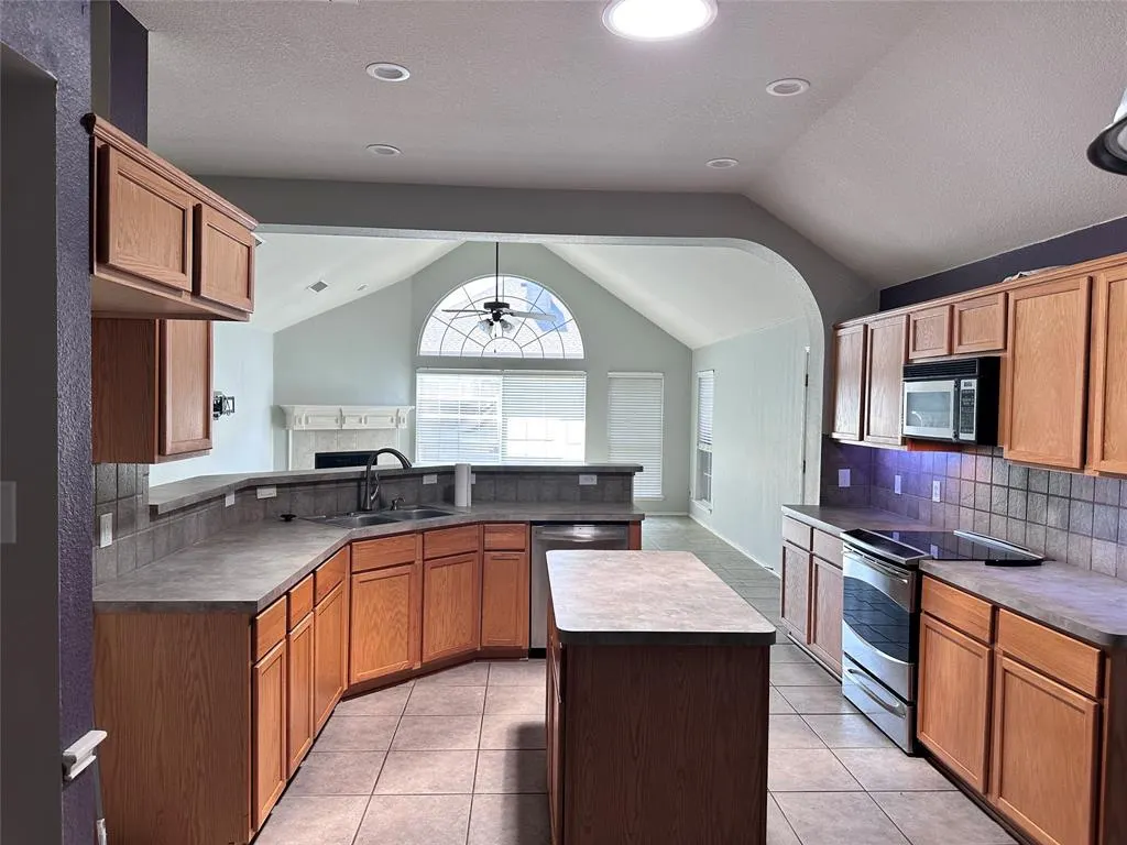 2428 Pheasant Drive