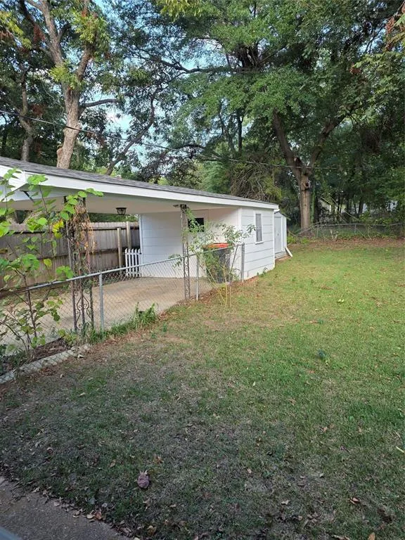831 SE 18th Street
