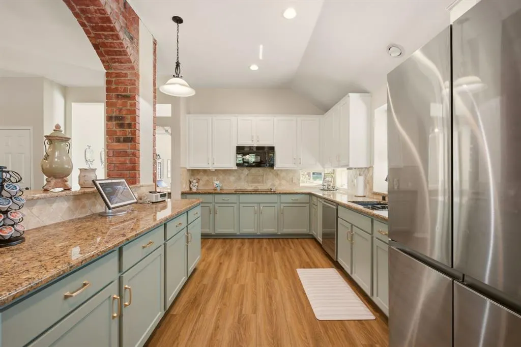2638 Valley Creek Trail