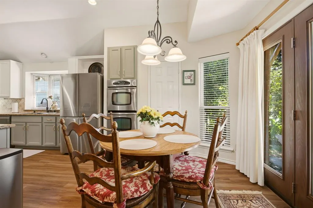 2638 Valley Creek Trail