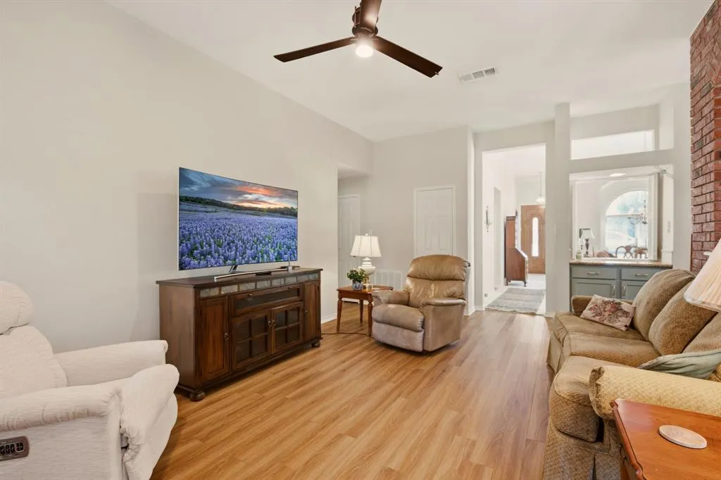 2638 Valley Creek Trail