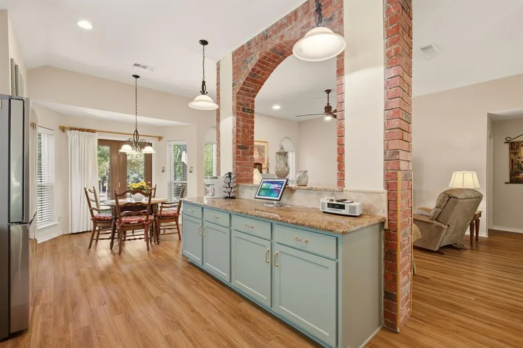2638 Valley Creek Trail
