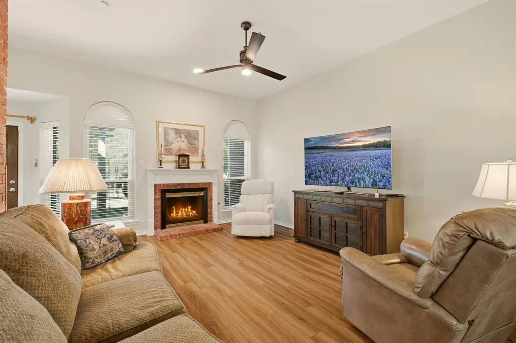 2638 Valley Creek Trail