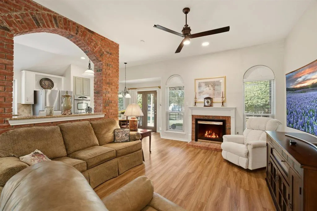 2638 Valley Creek Trail
