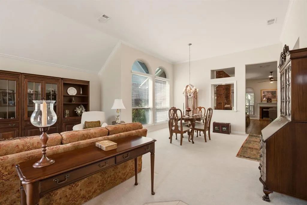 2638 Valley Creek Trail