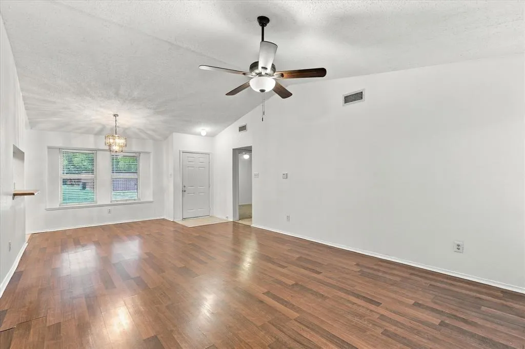 844 Woodrock Drive