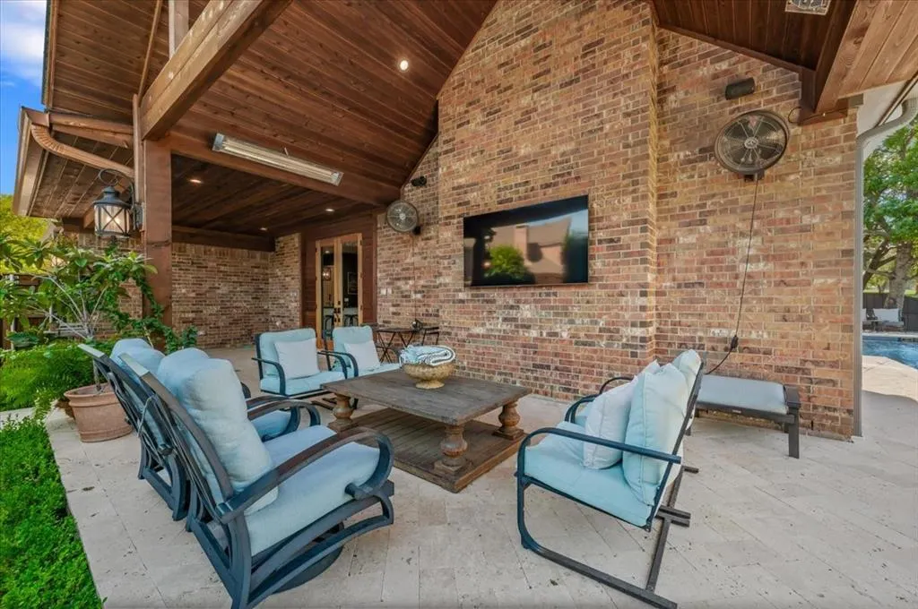 830 Parkwood Court