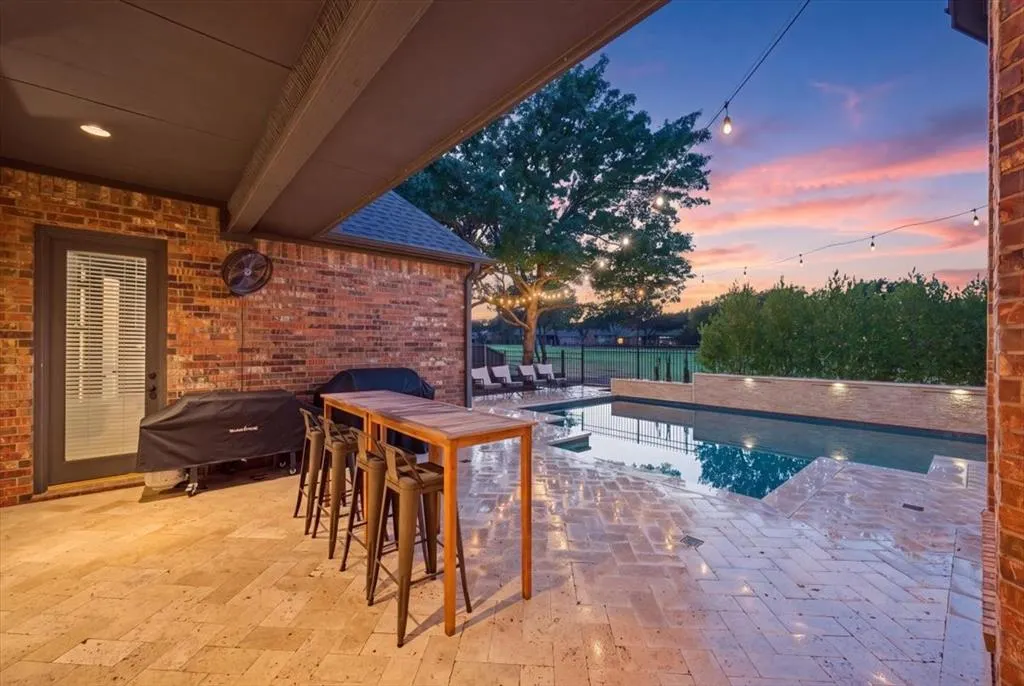 830 Parkwood Court