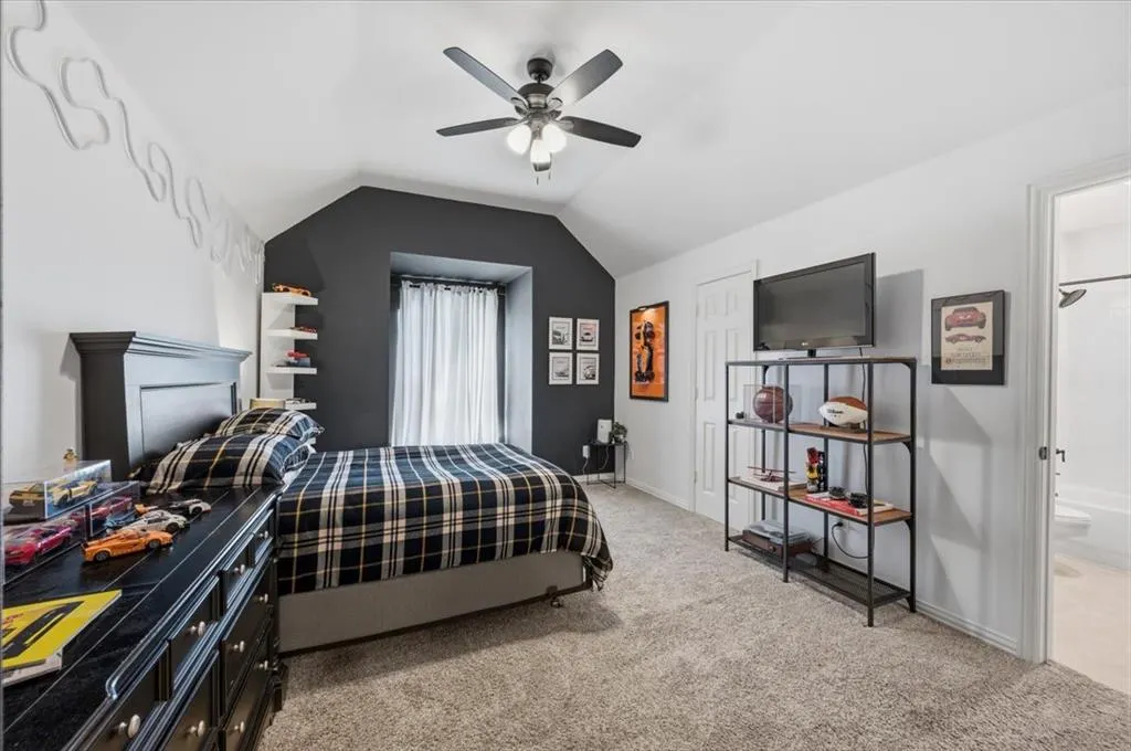 830 Parkwood Court