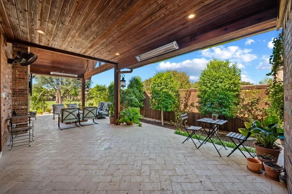 830 Parkwood Court