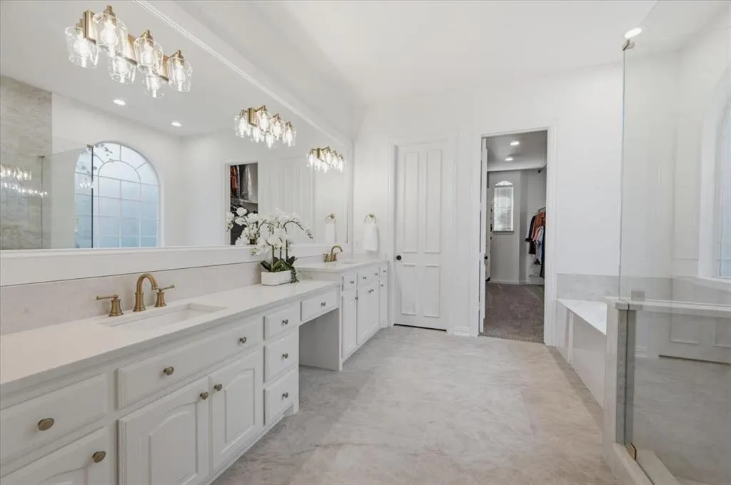 830 Parkwood Court