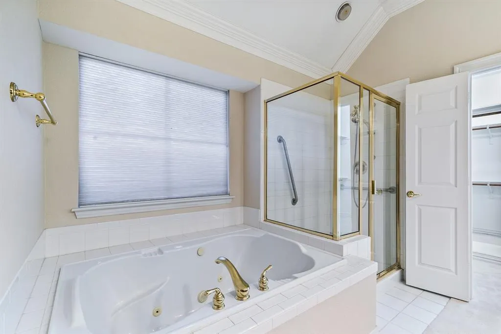 6216 Wolf Ridge Drive
