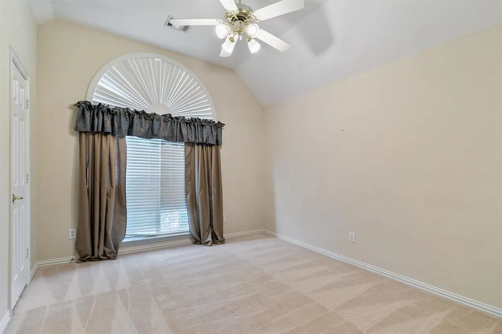 6216 Wolf Ridge Drive