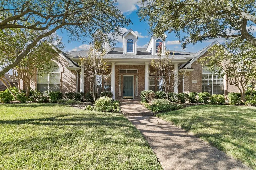 6216 Wolf Ridge Drive