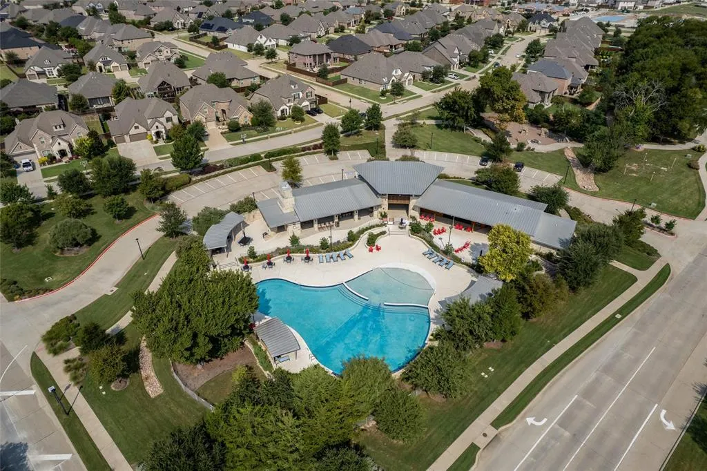 7601 Calhoun Cove