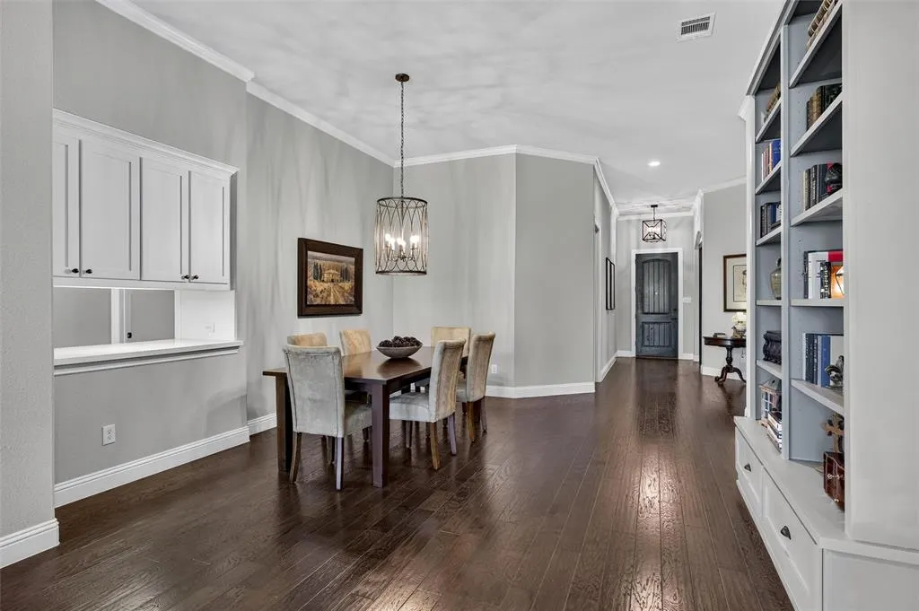7601 Calhoun Cove