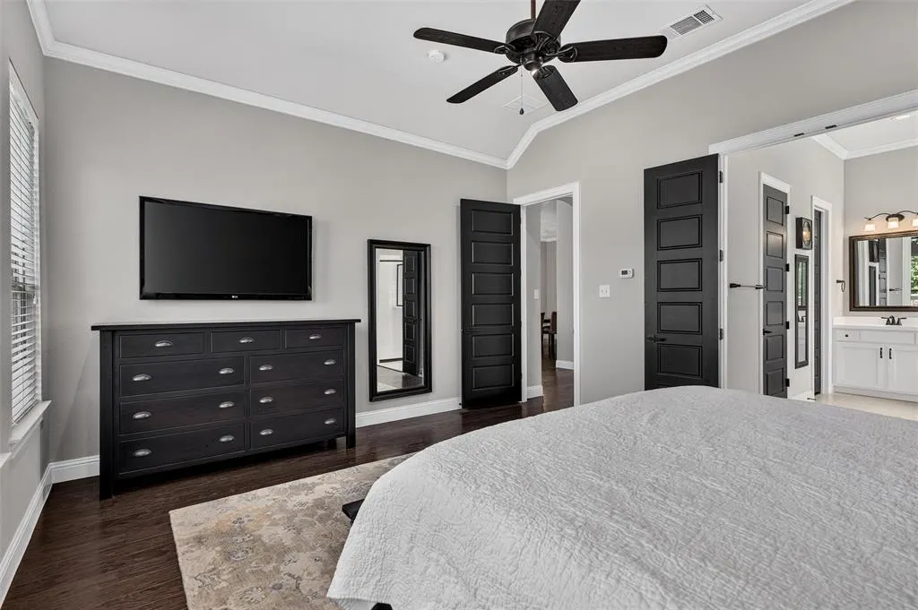 7601 Calhoun Cove