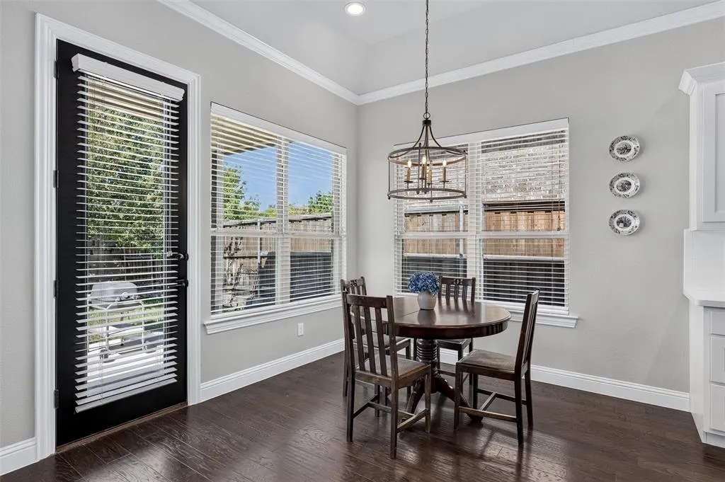 7601 Calhoun Cove