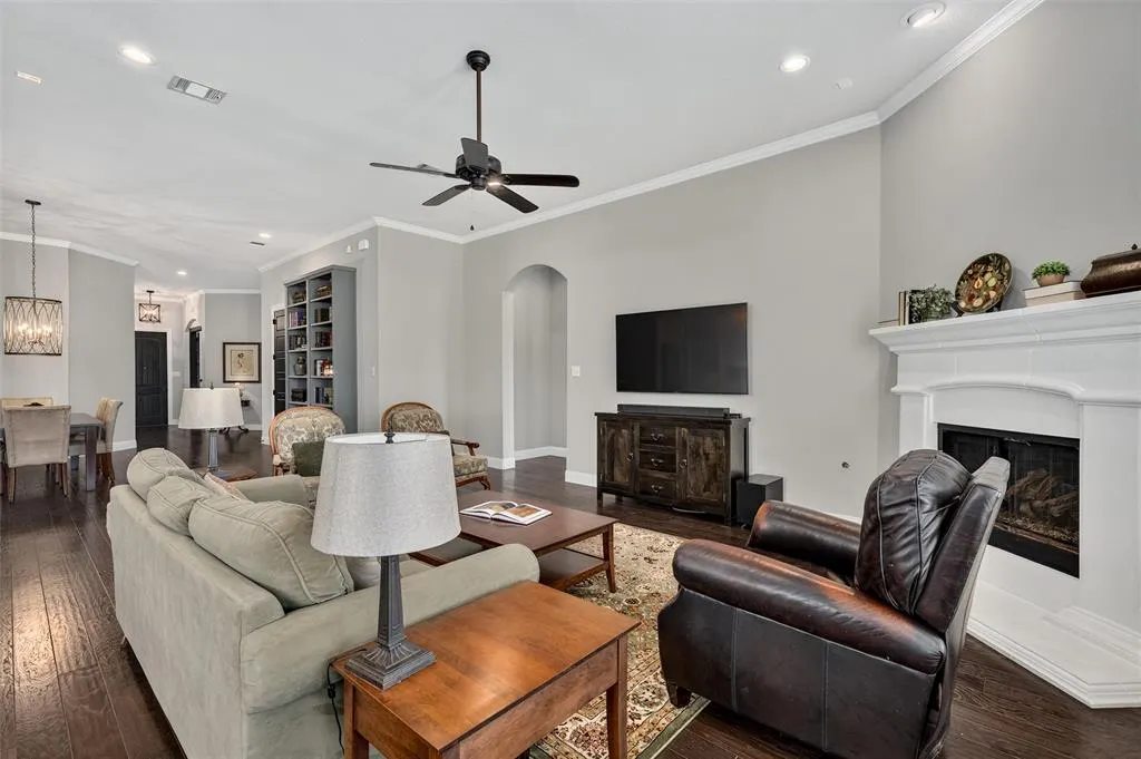 7601 Calhoun Cove