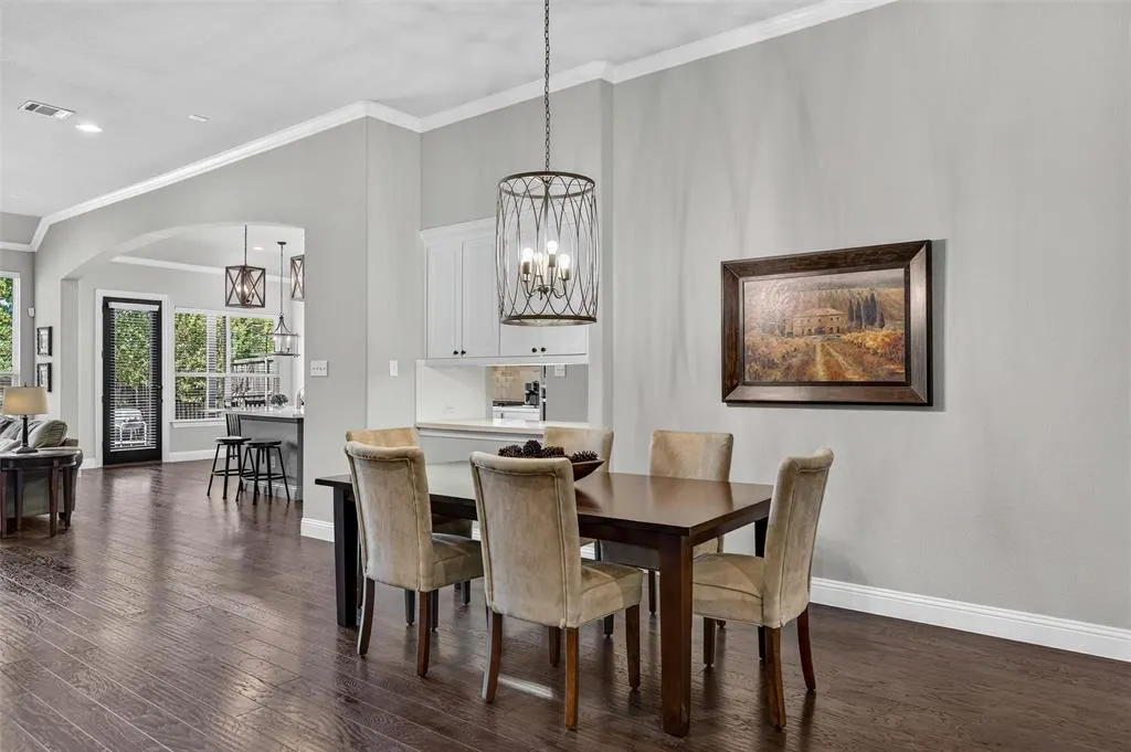 7601 Calhoun Cove