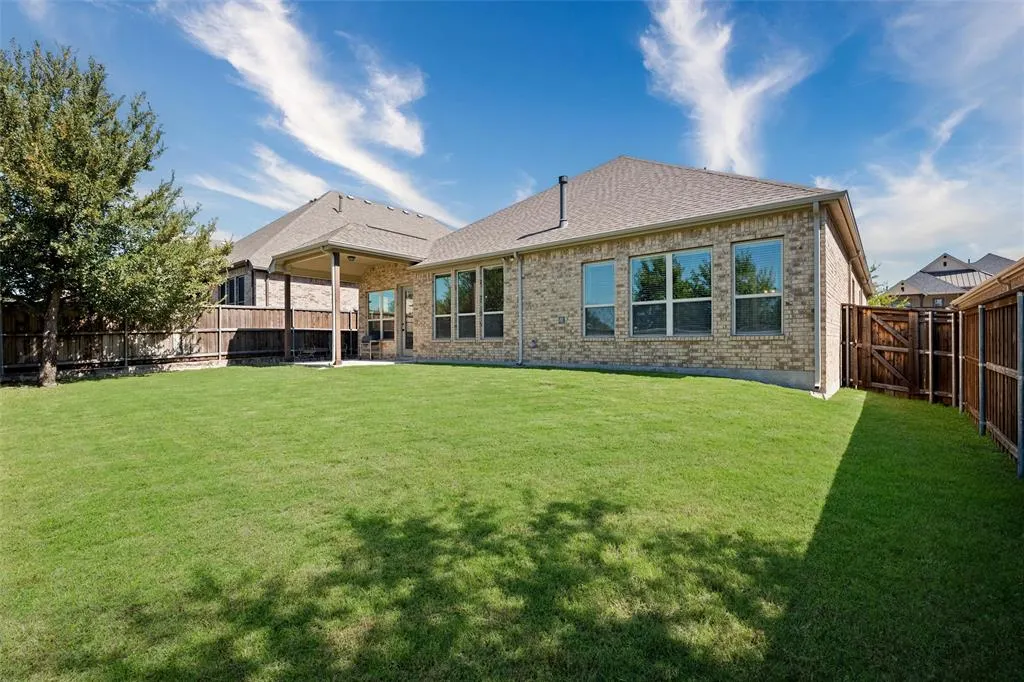 7601 Calhoun Cove