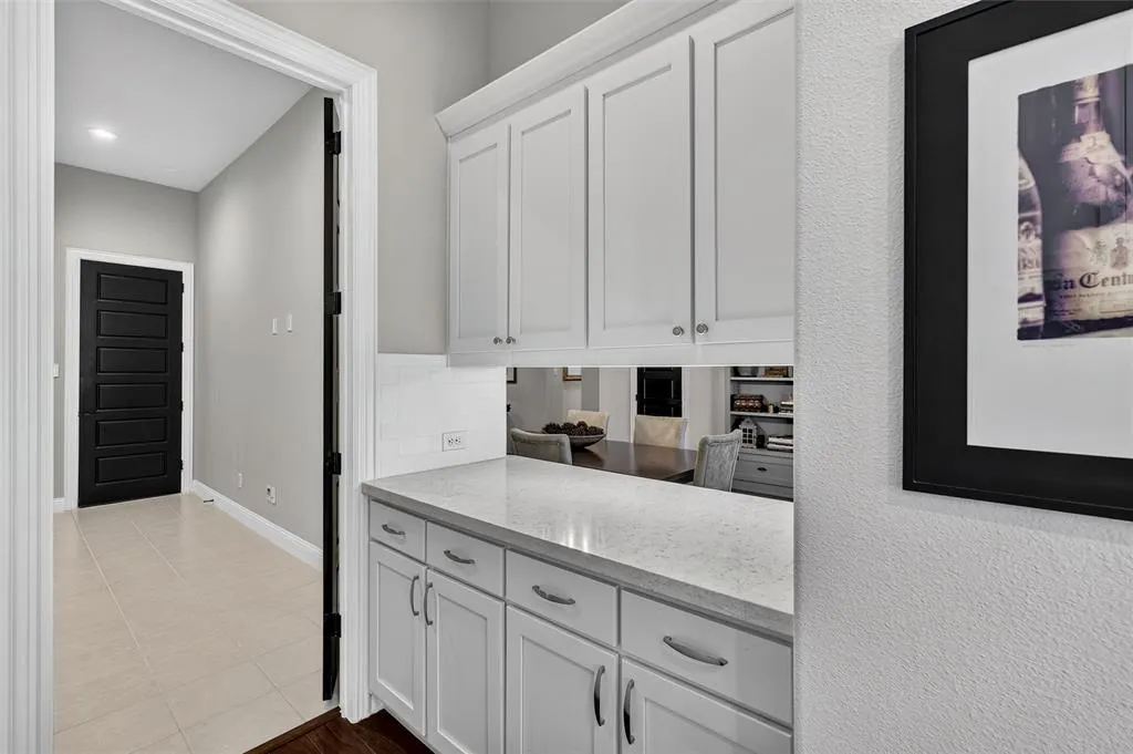 7601 Calhoun Cove