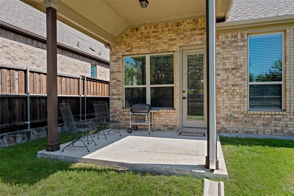 7601 Calhoun Cove
